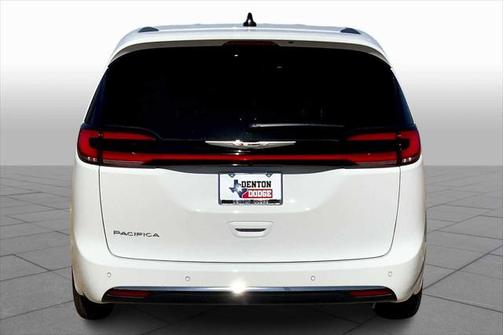 2025 Chrysler Pacifica L