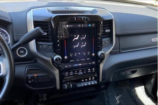 2023 RAM 2500 Laramie Crew Cab 4x4 6'4' Box