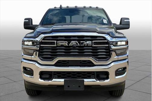 2025 RAM 2500 Tradesman Crew Cab 4x4 6'4' Box