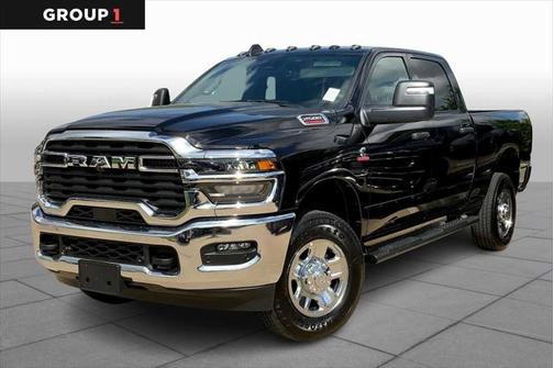 2025 RAM 2500 Tradesman Crew Cab 4x4 6'4' Box
