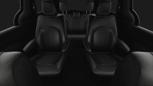2025 Chrysler Pacifica L