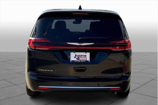 2025 Chrysler Pacifica L