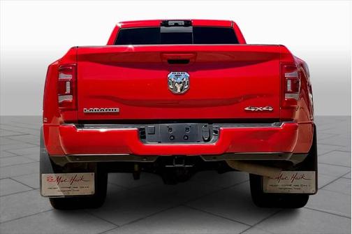 2024 RAM 3500 Laramie Crew Cab 4x4 8' Box