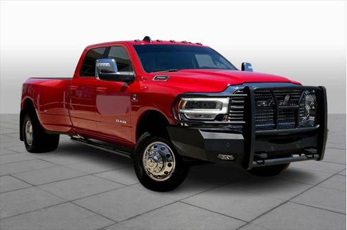 2024 RAM 3500 Laramie Crew Cab 4x4 8' Box
