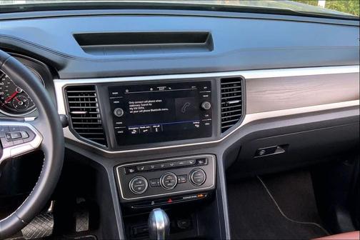 2021 Volkswagen Atlas 3.6L SE w/Technology