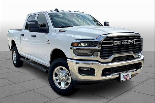 2025 RAM 2500 Tradesman Crew Cab 4x4 6'4' Box
