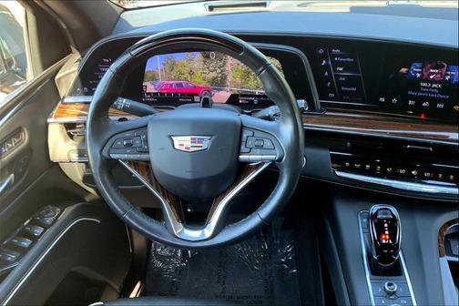 2022 Cadillac Escalade ESV Premium Luxury