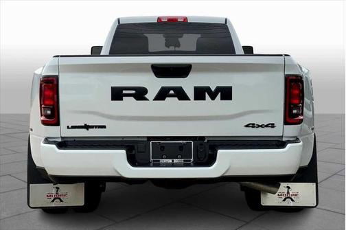 2025 RAM 3500 Lone Star Crew Cab 4x4 8' Box