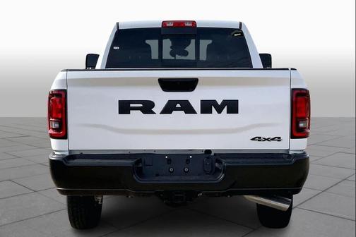 2026 RAM 2500 Tradesman Crew Cab 4x4 6'4' Box