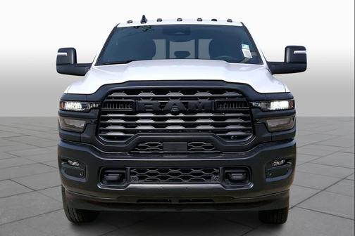 2026 RAM 2500 Tradesman Crew Cab 4x4 6'4' Box