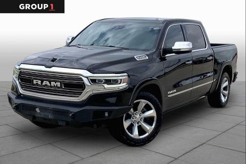 Diamond Black Crystal Pearlcoat 2022 RAM 1500 Limited