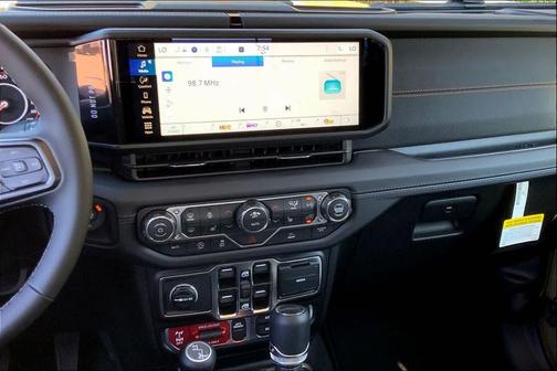 2026 Jeep Gladiator Mojave 4x4