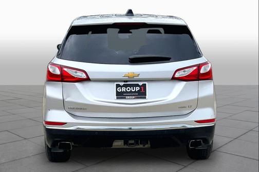 Silver Ice Metallic 2018 Chevrolet Equinox 2LT