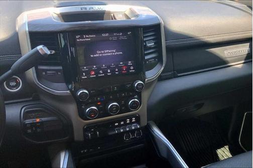 2019 RAM 2500 Laramie Crew Cab 4x4 6'4' Box