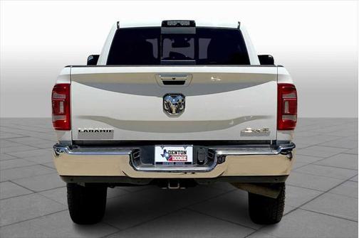 2019 RAM 2500 Laramie Crew Cab 4x4 6'4' Box