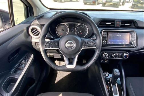 2020 Nissan Versa 1.6 S