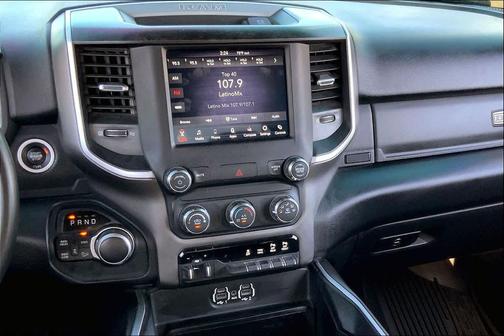 2020 RAM 2500 Big Horn Crew Cab 4X4 6'4' Box