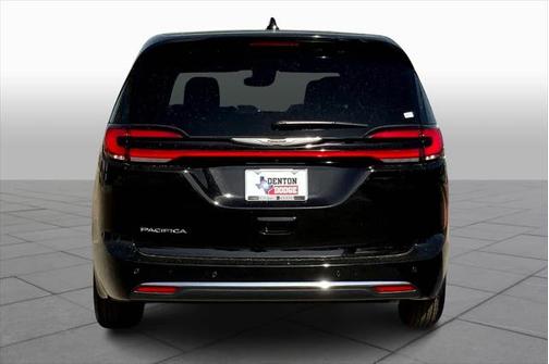 2025 Chrysler Pacifica L