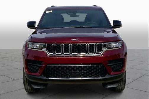 Velvet Red Pearlcoat 2026 Jeep Grand Cherokee Altitude