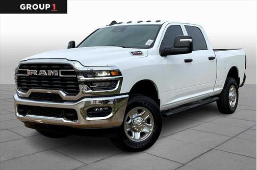 2025 RAM 2500 Tradesman Crew Cab 4x4 6'4' Box