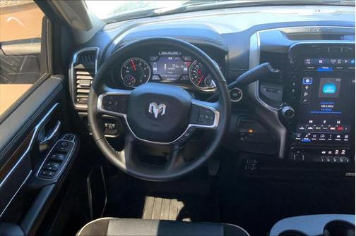 2024 RAM 2500 Laramie Crew Cab 4x4 6'4' Box