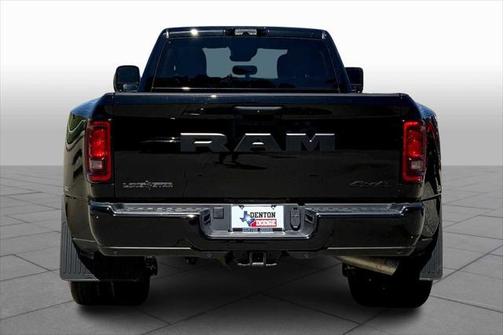 2025 RAM 3500 Lone Star Crew Cab 4x4 8' Box