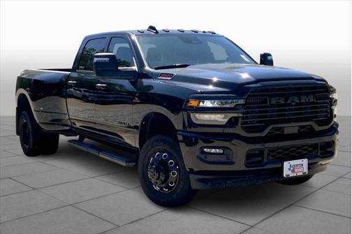 2025 RAM 3500 Lone Star Crew Cab 4x4 8' Box