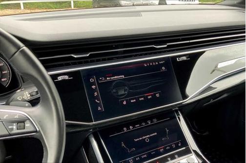 2021 Audi Q7 55 Prestige