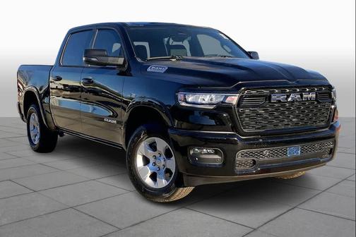 Diamond Black Crystal Pearlcoat 2026 RAM 1500 Lone Star