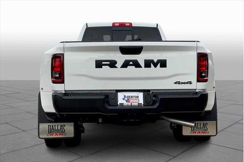 2025 RAM 3500 Tradesman Crew Cab 4x4 8' Box