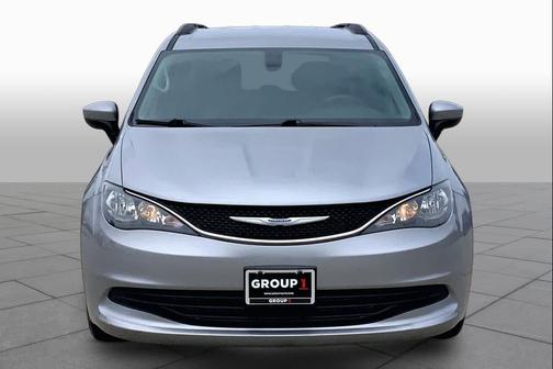 Billet Silver Metallic Clearcoat 2020 Chrysler Voyager LXI