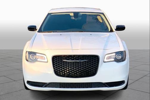 2023 Chrysler 300 Touring