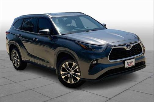 2023 Toyota Highlander Hybrid XLE