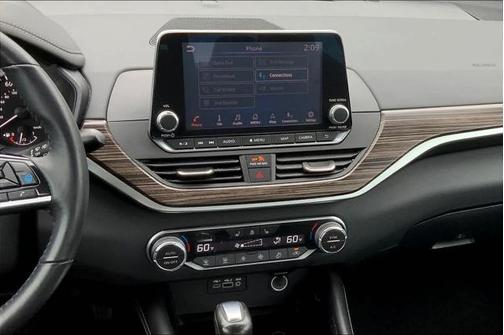 2020 Nissan Altima Platinum FWD