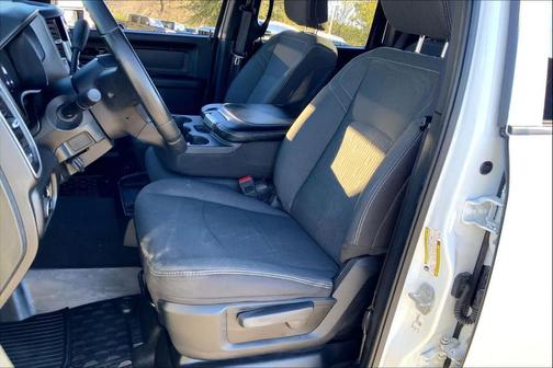 2024 RAM 2500 Tradesman Crew Cab 4x4 6'4' Box