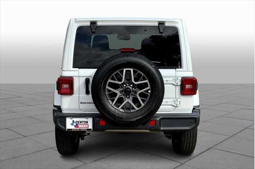 2025 Jeep Wrangler 4-Door Sahara 4x4