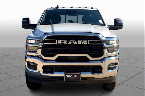 2025 RAM 2500 Tradesman Crew Cab 4x4 6'4' Box