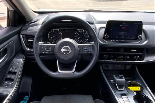 Everest White Pearl 2024 Nissan Rogue SV