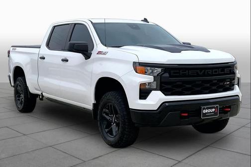Summit White 2024 Chevrolet Silverado 1500 Custom Trail Boss