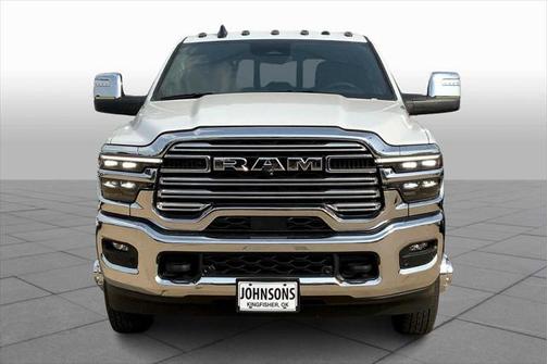 2025 RAM 3500 Laramie Crew Cab 4x4 8' Box