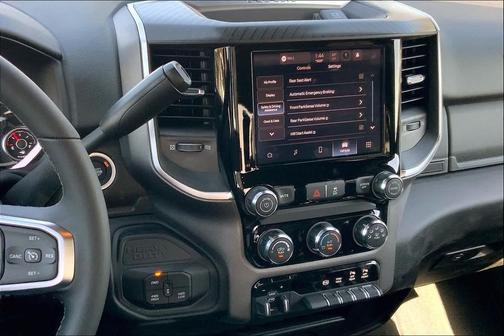 2025 RAM 2500 Lone Star Crew Cab 4x4 6'4' Box