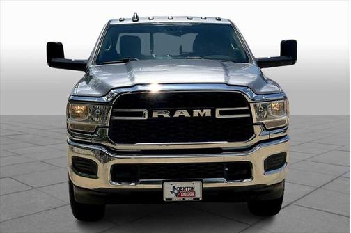 2020 RAM 2500 Tradesman Crew Cab 4X4 6'4' Box
