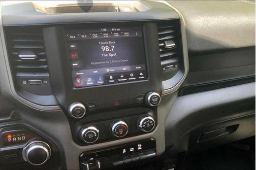 2020 RAM 2500 Tradesman Crew Cab 4X4 6'4' Box