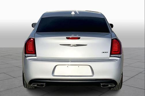 2023 Chrysler 300 Touring