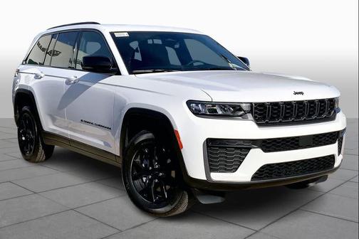 2026 Jeep Grand Cherokee Altitude