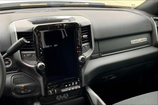 2025 RAM 2500 Lone Star Crew Cab 4x4 6'4' Box