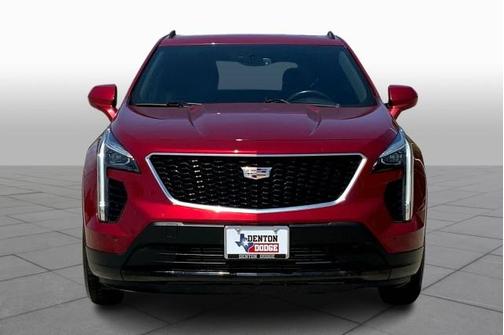 Photo 3 of 31 of 2019 Cadillac XT4 Sport