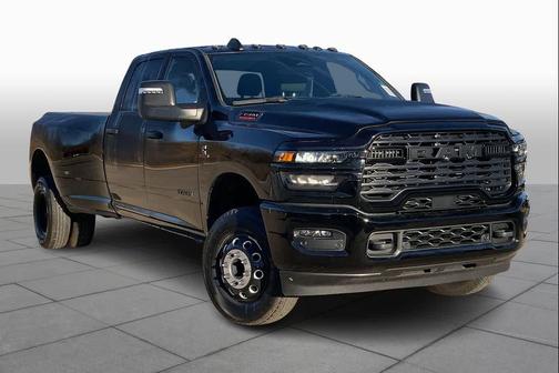 2026 RAM 3500 Lone Star Crew Cab 4x4 8' Box