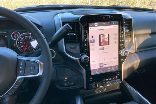 2026 RAM 3500 Lone Star Crew Cab 4x4 8' Box