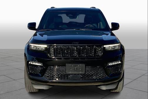2022 Jeep Grand Cherokee Summit